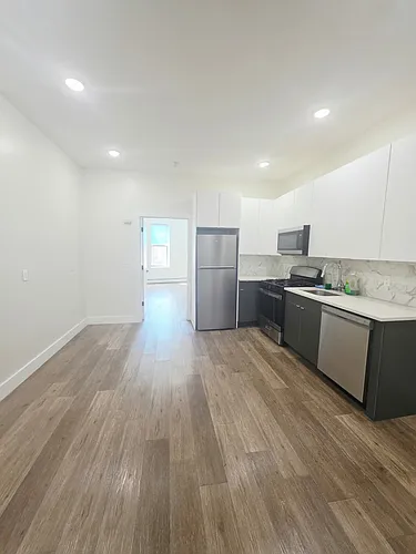 1716 John F Kennedy Blvd Photo 1