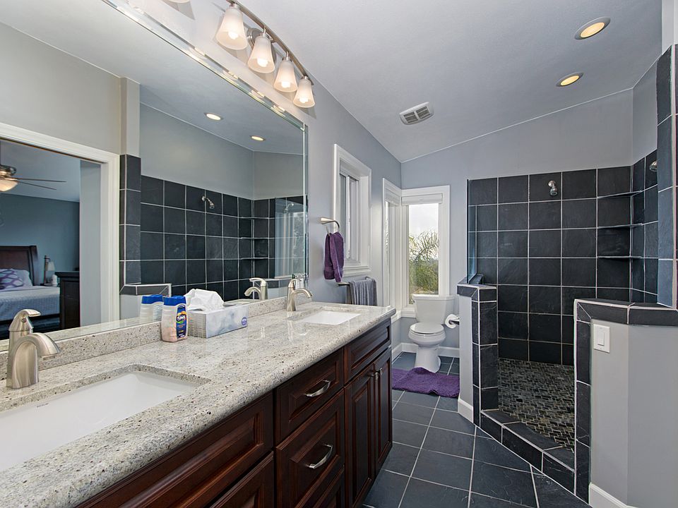 1st image of 613 Wildflower Pl