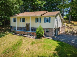 138 Lexington Ave, Elizabethton, TN 37643