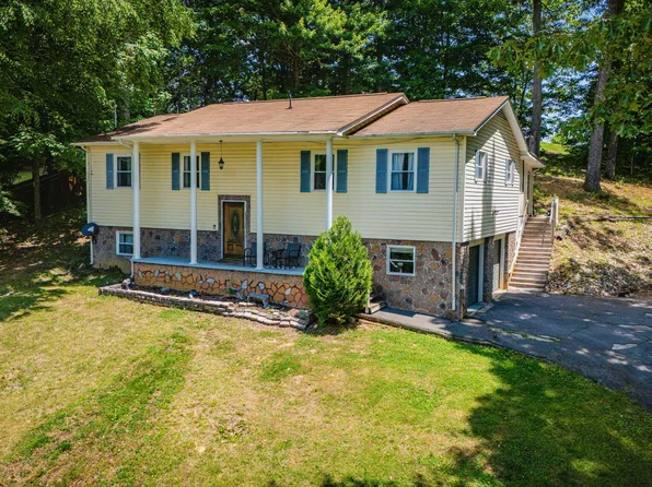 138 Lexington Ave, Elizabethton, TN 37643
