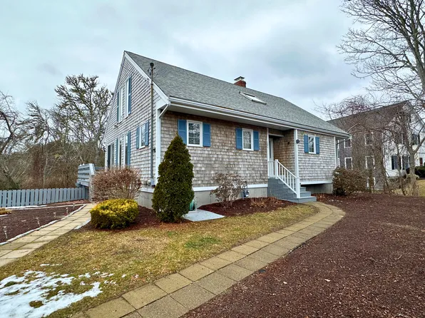 121 Main Street, South Dennis, MA 02660