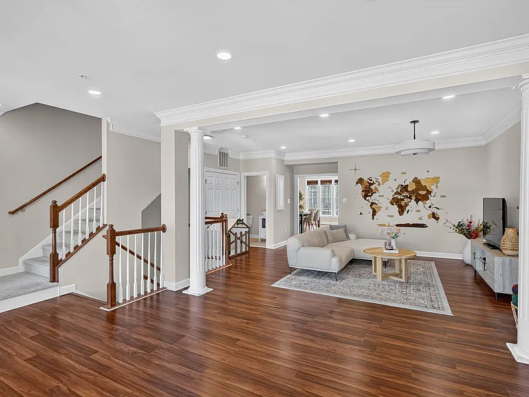 630 Pelican Ave #1 — Photo 5
