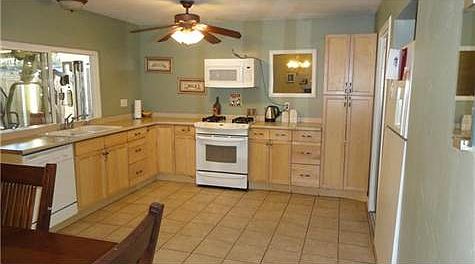 2nd image of 1745 Summer Place Dr