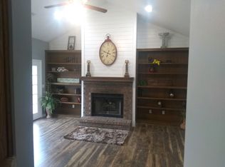 477432 E 1086th Rd, Roland, OK 74954