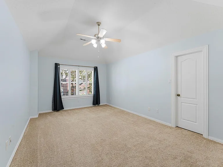 1622 Cottage Landing Ln — Photo 36