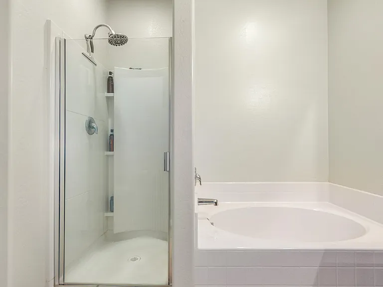 41177 W Lucera Ln — Photo 15