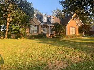 110 Eunice Dr, Guntown, MS 38849