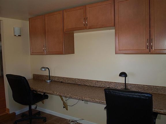 5th image of 1373 Fargo Dr