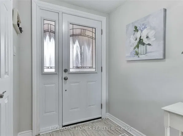 50 Verne Cres #49, Toronto, ON M1B 2X1