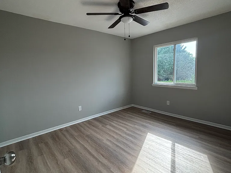 4102 Thistle Cir — Photo 8