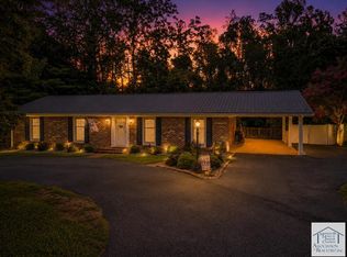 463 Belmont St, Collinsville, VA 24078
