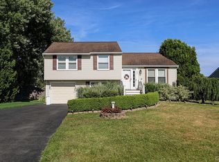 9486 Wickham Dr, Brewerton, NY 13029