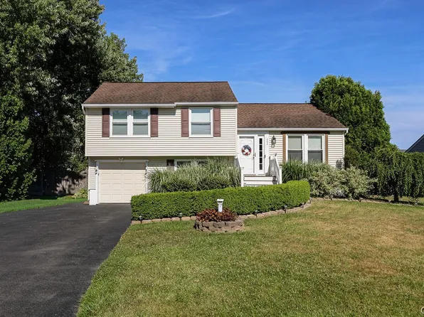 9486 Wickham Dr, Brewerton, NY 13029