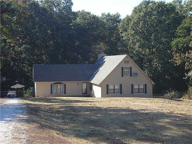 2nd image of 790 Country Club Rd