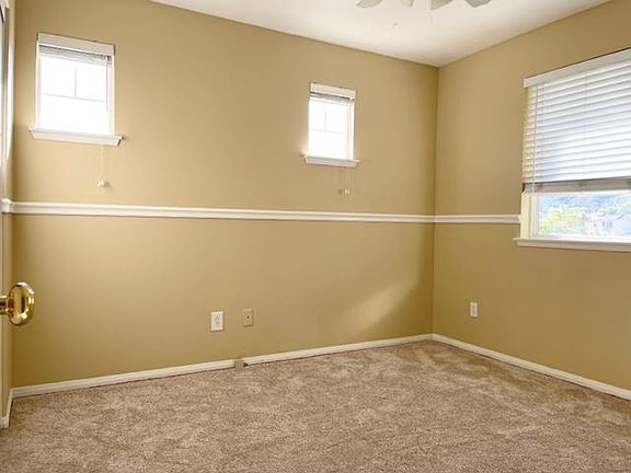 3rd image of 38047 Copperwood St