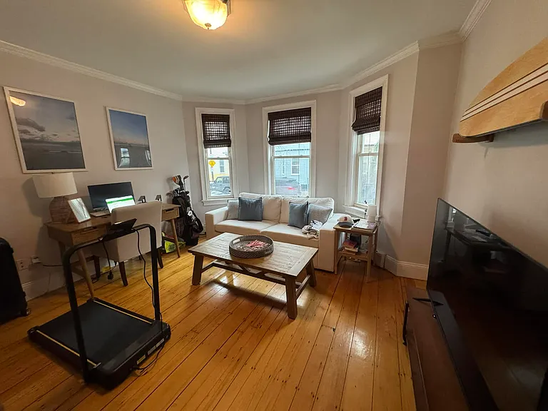 180 L St #2 — Photo 8