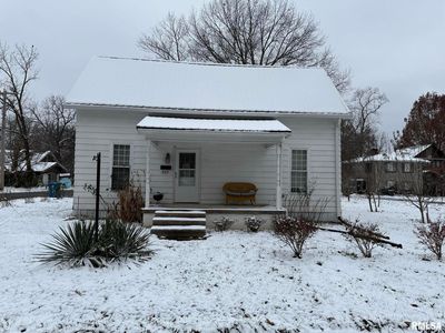 809 S Commercial St, Benton, IL, 62812