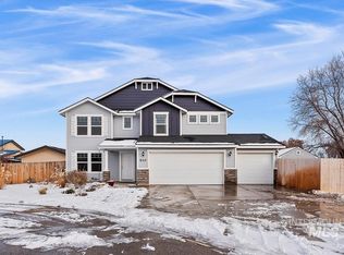 510 NE Ladon Pl, Mountain Home, ID 83647