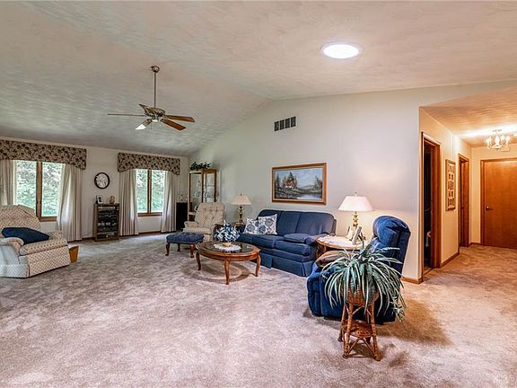 2nd image of 1036 Woods View Ct
