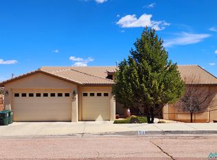 1516 Plateau Dr, Gallup, NM 87301