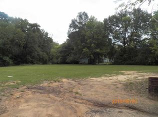 909-915 Butler Dr, Longview, TX 75602