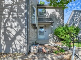 406 Cobblestone Dr, Colorado Springs, CO 80906