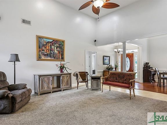 5th image of 305 White Bluff Court
