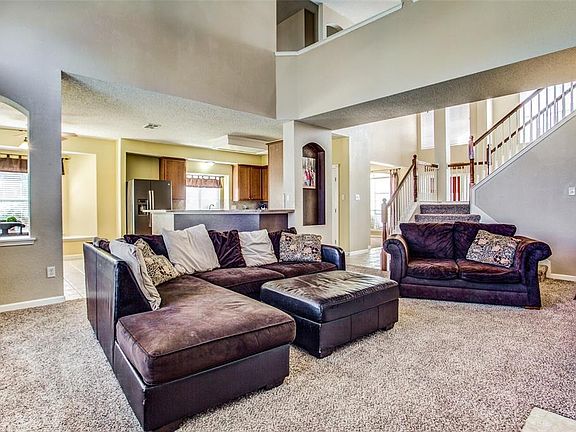 2nd image of 7712 Monthaven Dr