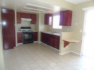 21969 Arapahoe Ave APT 6, Apple Valley, CA 92307