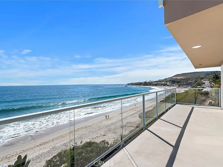 603 S Coast Hwy #B — Photo 2