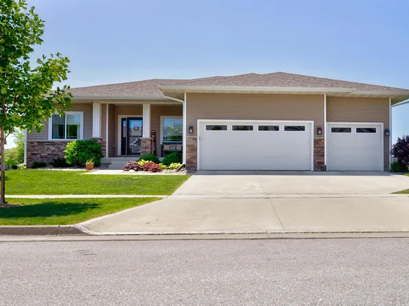 5414 Westfield Dr, Ames, IA 50014