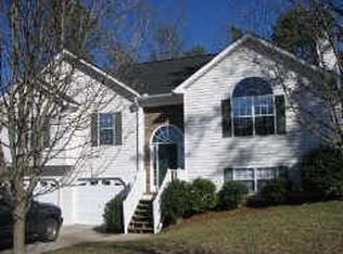 108 Bridgewater Dr, Canton, GA 30115