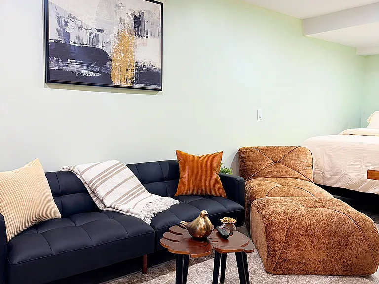 2033 Sombrero Way — Photo 3
