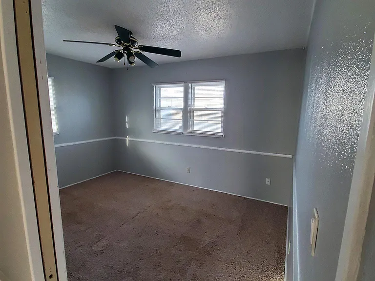 5019 Bowie St — Photo 4