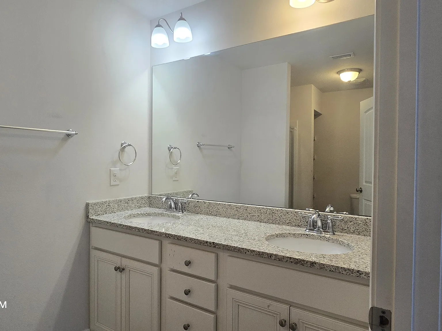 1871 Pointe Drive - 1 — Photo 4