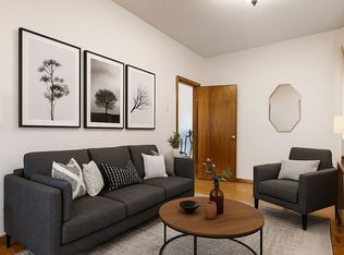 189 Beatrice St, Toronto, ON M6G 3E9