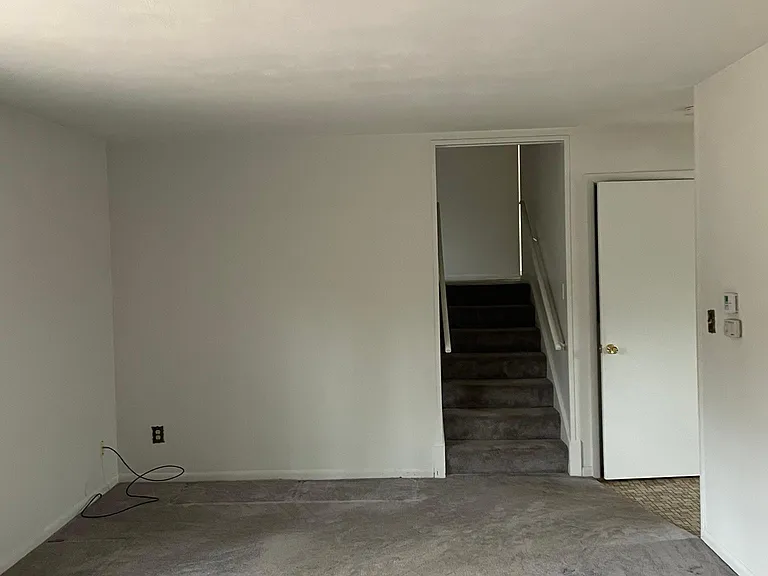 1716 Monterey Ct — Photo 5