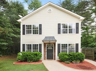 6820 Lakeview Pointe, Gainesville, GA 30506