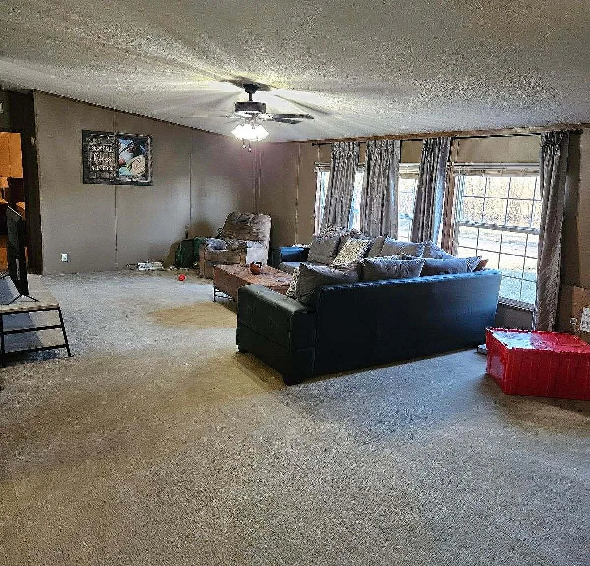 3 bed, 2000 sqft, $1,600 — Photo 3