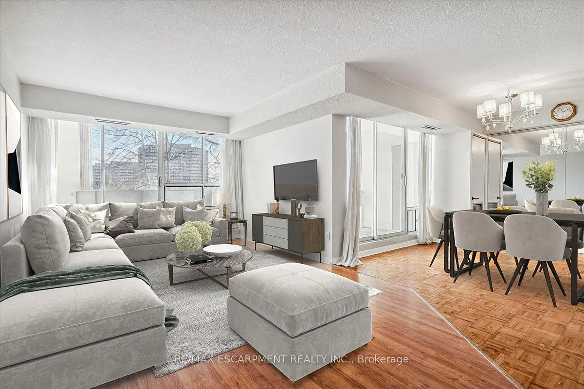 3 bed, $2,950 — Photo 1