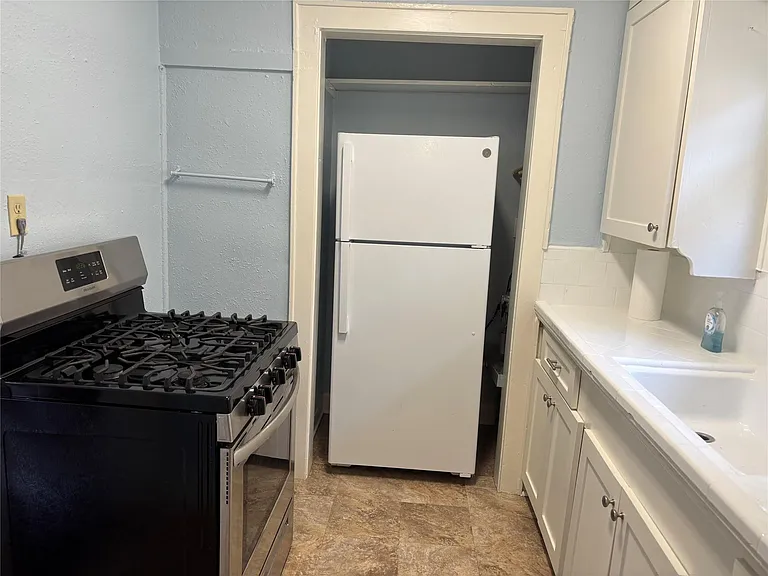 4304 Pease St #1/2 — Photo 7