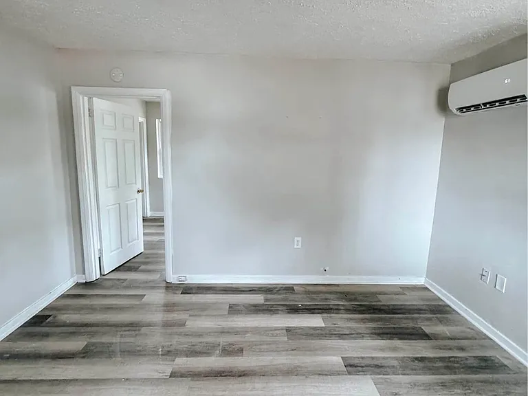 101 Ellinor Ct #C — Photo 6