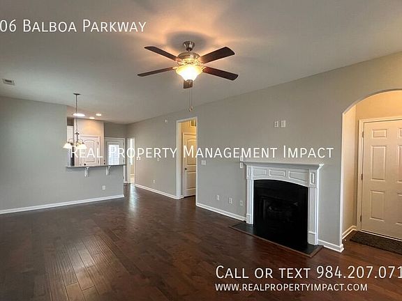 4th image of 106 Balboa Pkwy