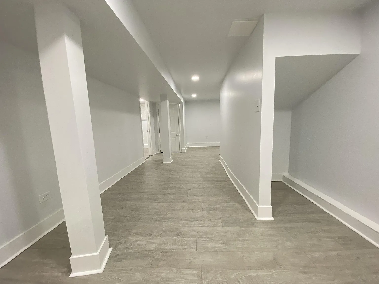 3921 North Sawyer Avenue - Garde... — Photo 4