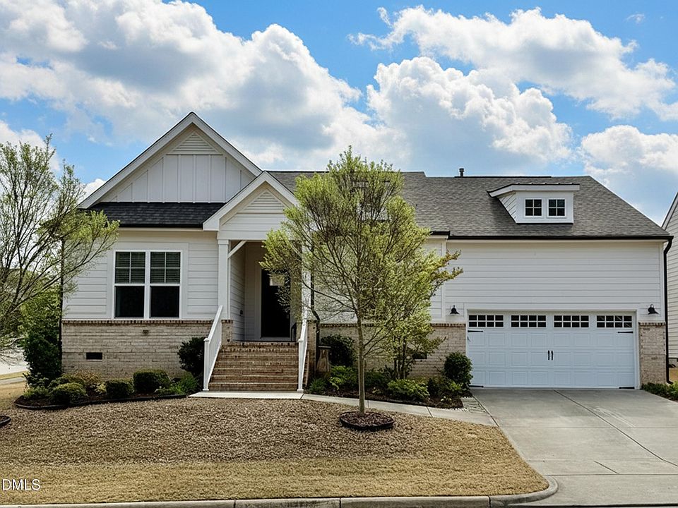 1st image of 236 Oakmere Dr