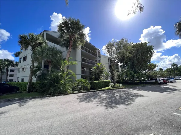8810 SW 132nd Pl #106DN, Miami, FL 33186