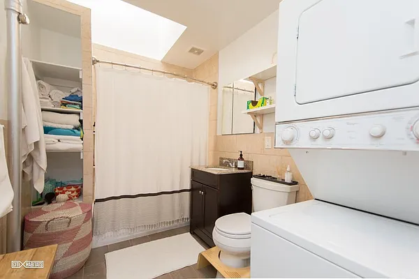 Rented by Citi Habitats | media 25