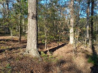 102 Hill Top Rd, Big Sandy, TN 38221