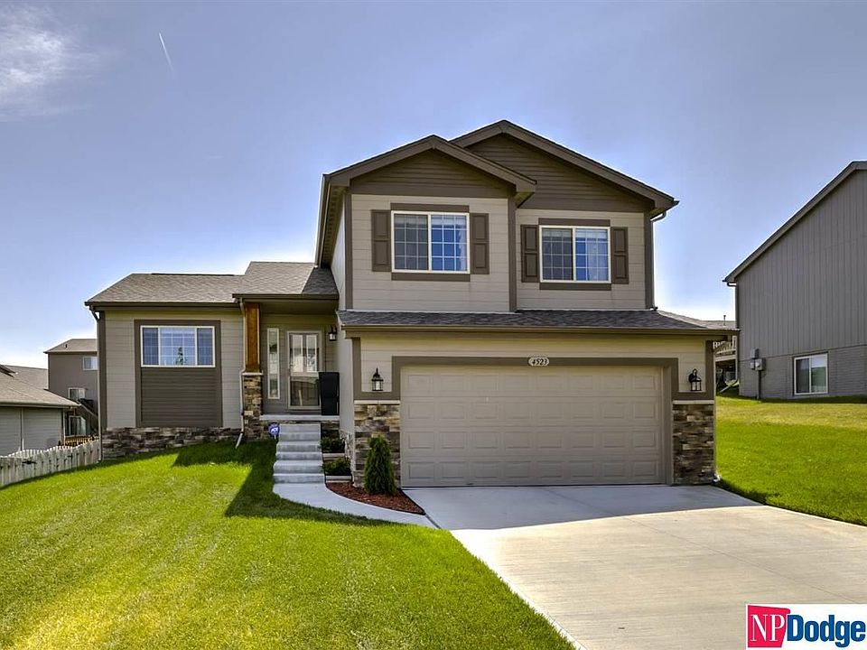 1st image of 4523 N 175th Ave