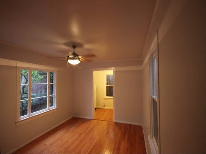 2nd image of 2155 Jackson St